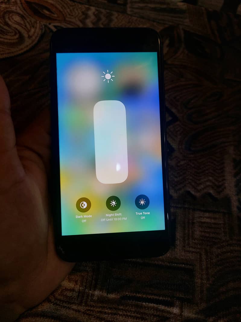 Apple iPhone 8 Plus 6