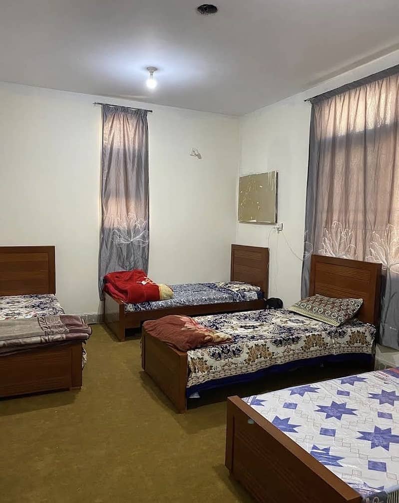Single Bed & Almari 4