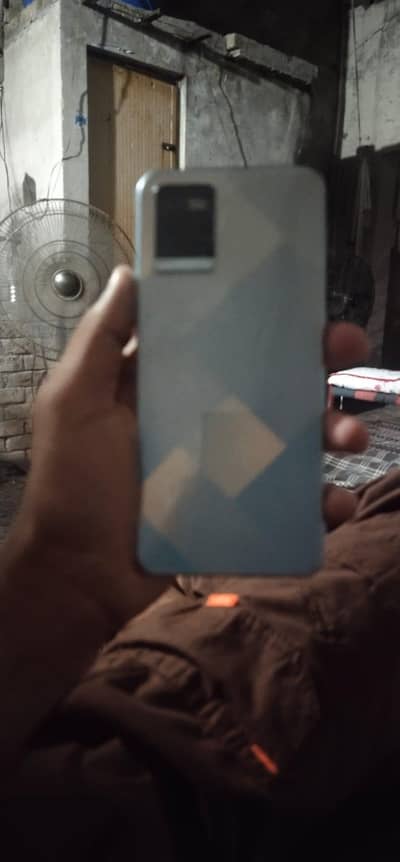 Vivo Y21