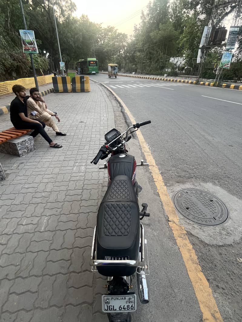 Motor cycle 4
