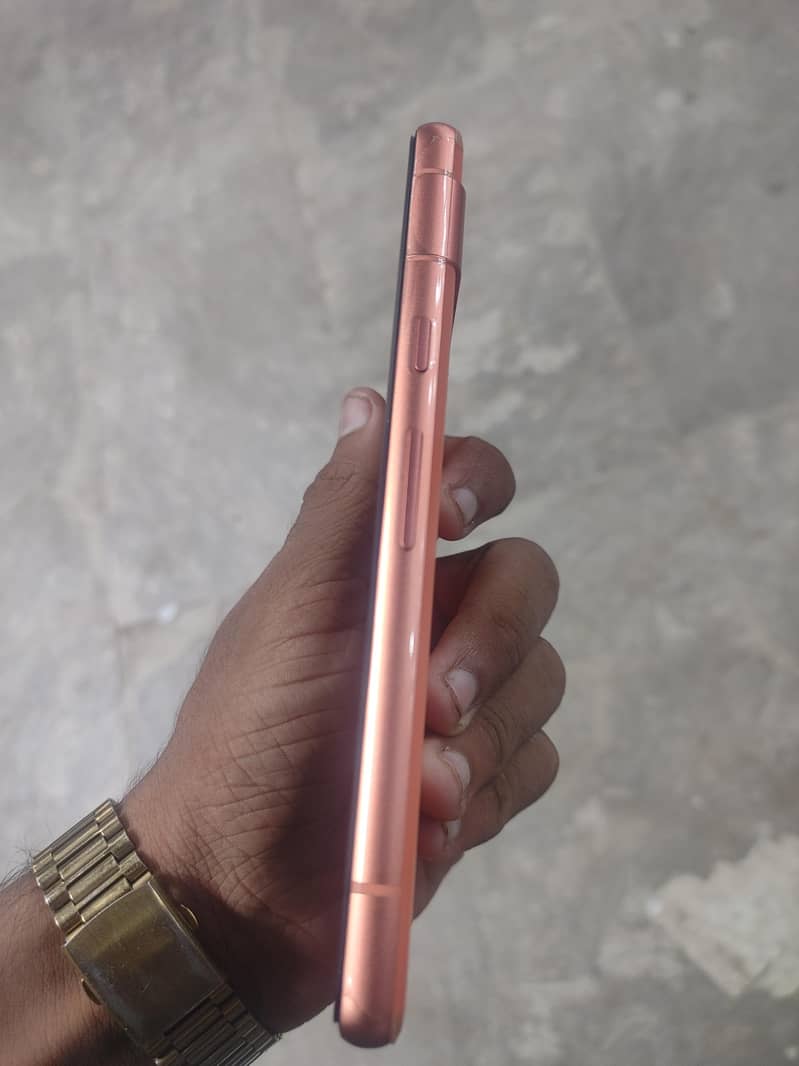Google Pixel 7a 5