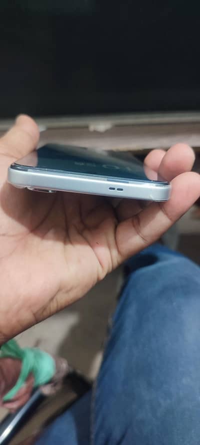 Infinix hot 60i 6/128