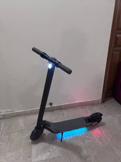 Ninebot ES2 by Segway scooty