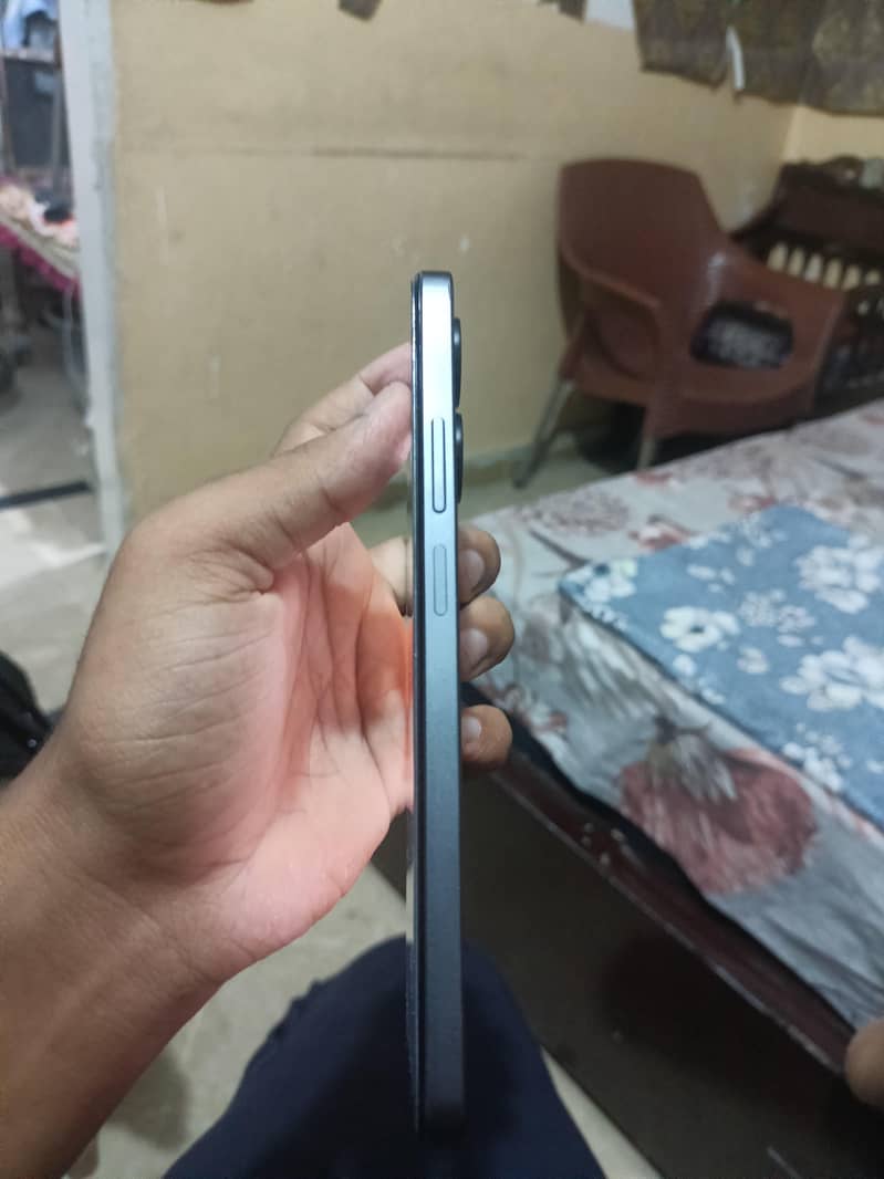 Realme Note 60x 4