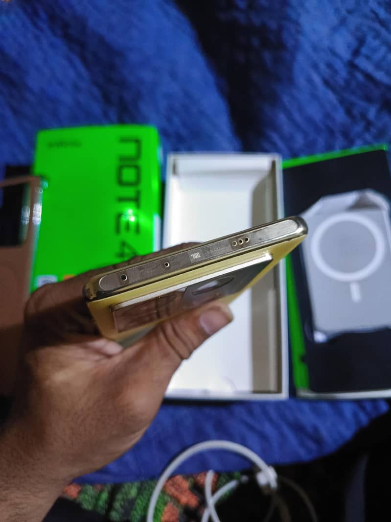 Infinix Note 40 Pro 6