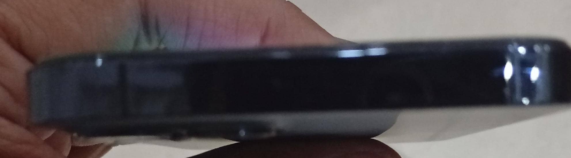 Apple iPhone 12 Pro 3