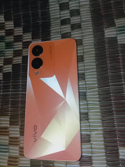 Vivo Y17