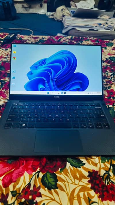 Dell XPS 13 9370 I7 8th gen/ 16 GB Ram/256 GB SSD/Touch 4K Display