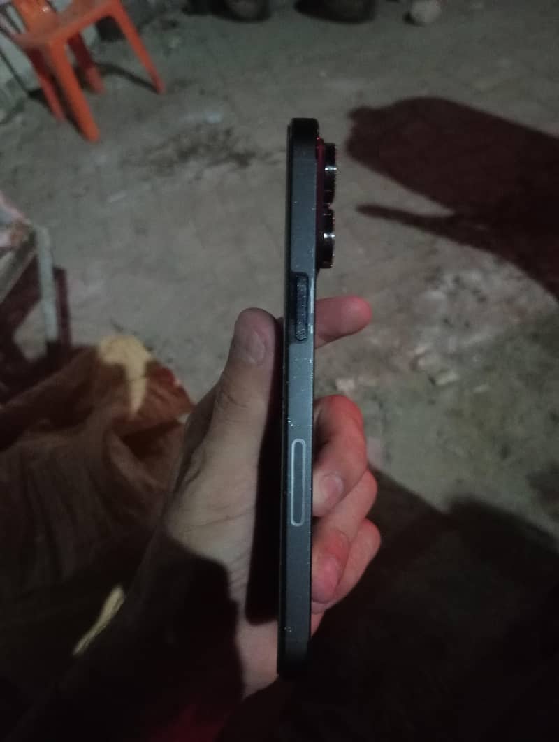 Apple iPhone 14 Pro Max 2