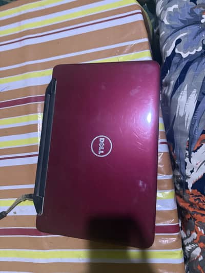Dell Inspiron 3520 8 gb ram 256 gb ssd