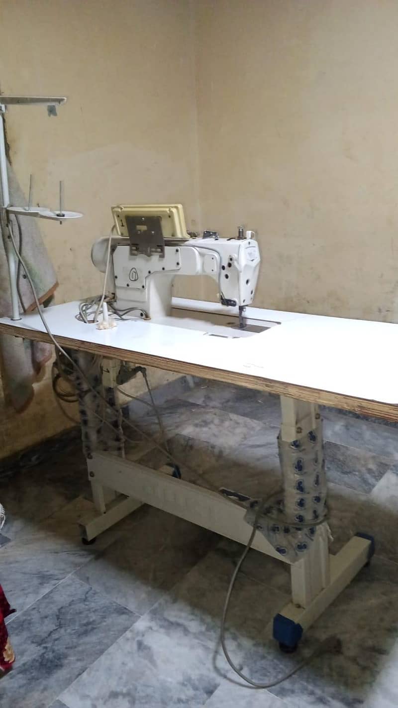 JUKI SEWING MACHINE 2