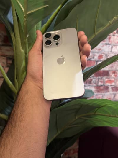 Apple iPhone 15 Pro Max