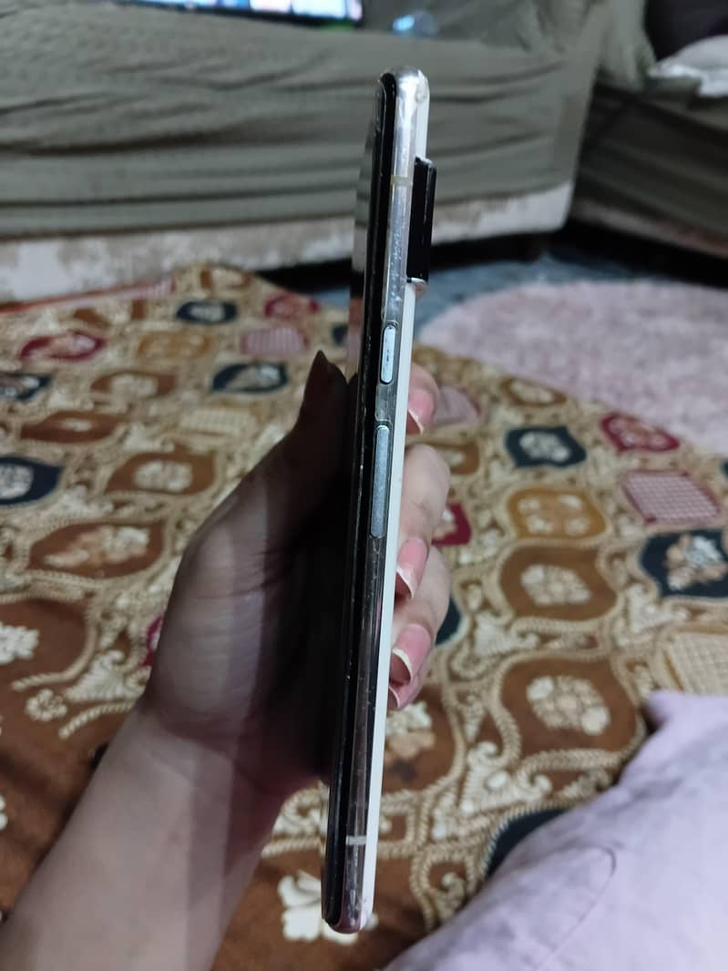 Google Pixel 6 Pro 2