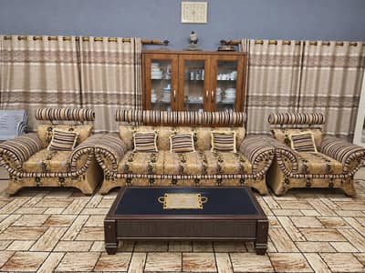 7 Sester Sofa Set