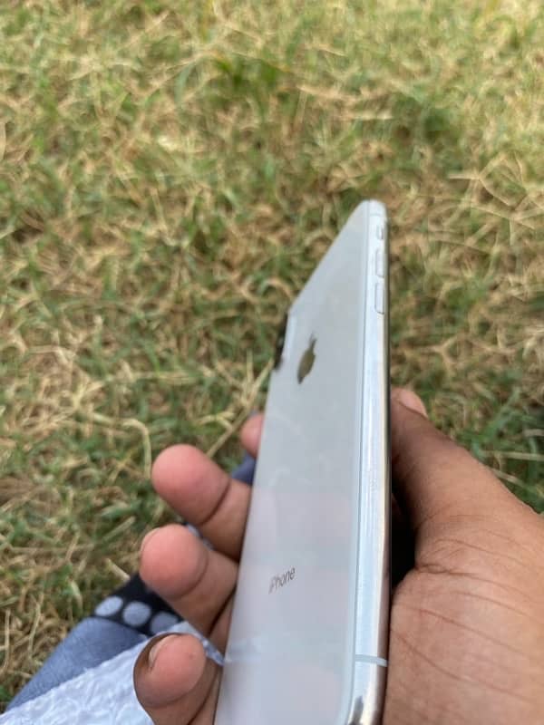 iphone x 3