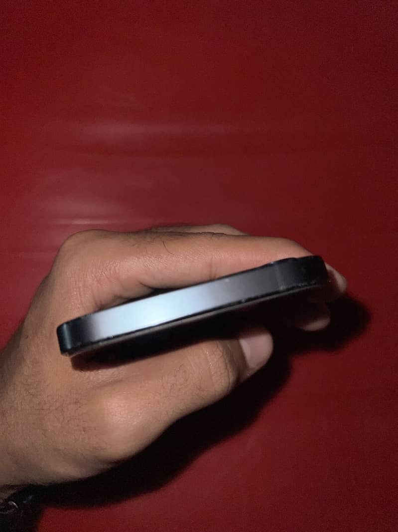 Apple iPhone 12 Pro 3