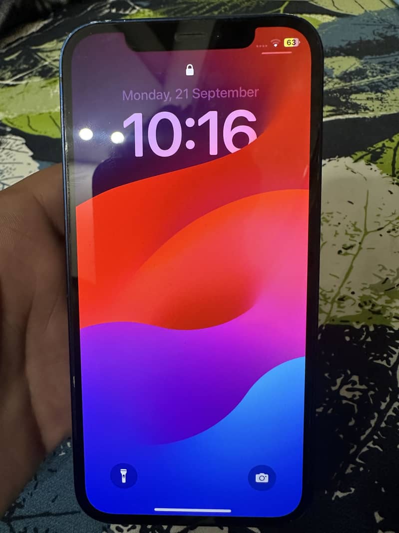 Apple iPhone 12 2