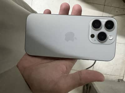 Apple iPhone 15 Pro