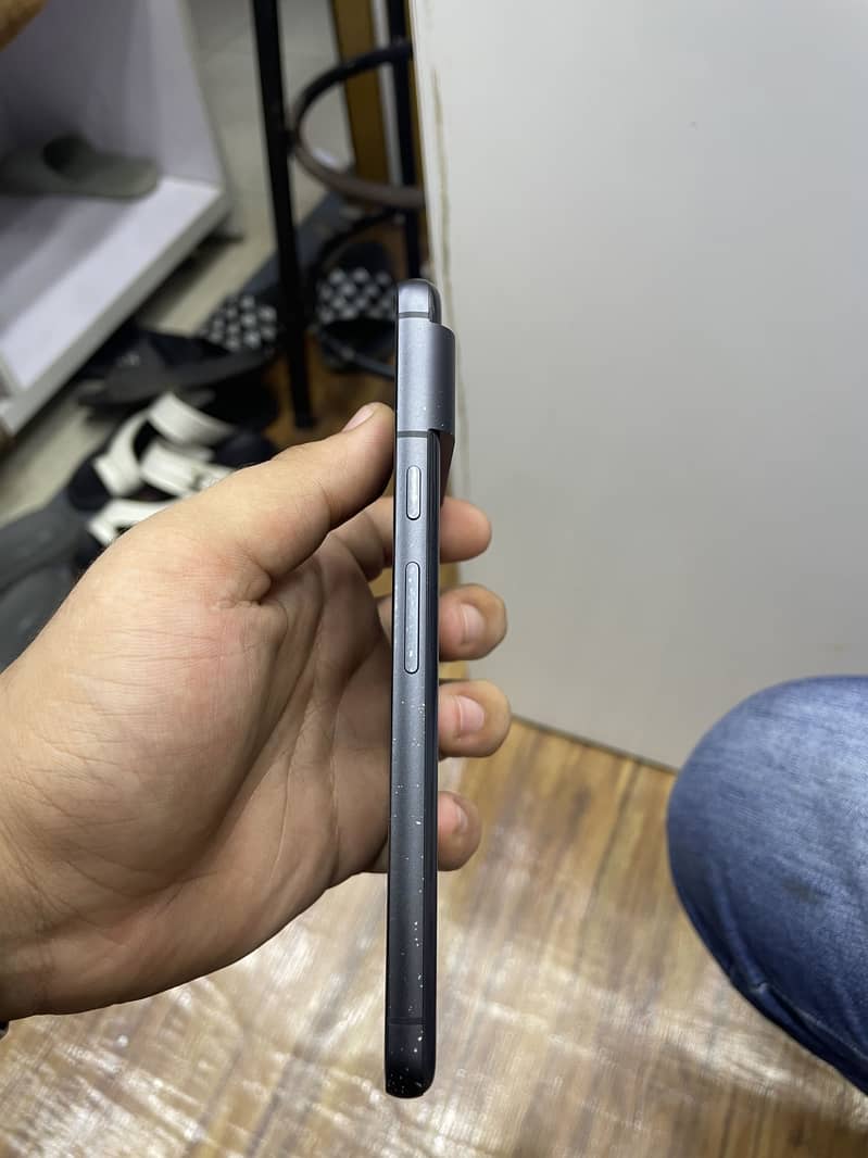 Google Pixel 8 3