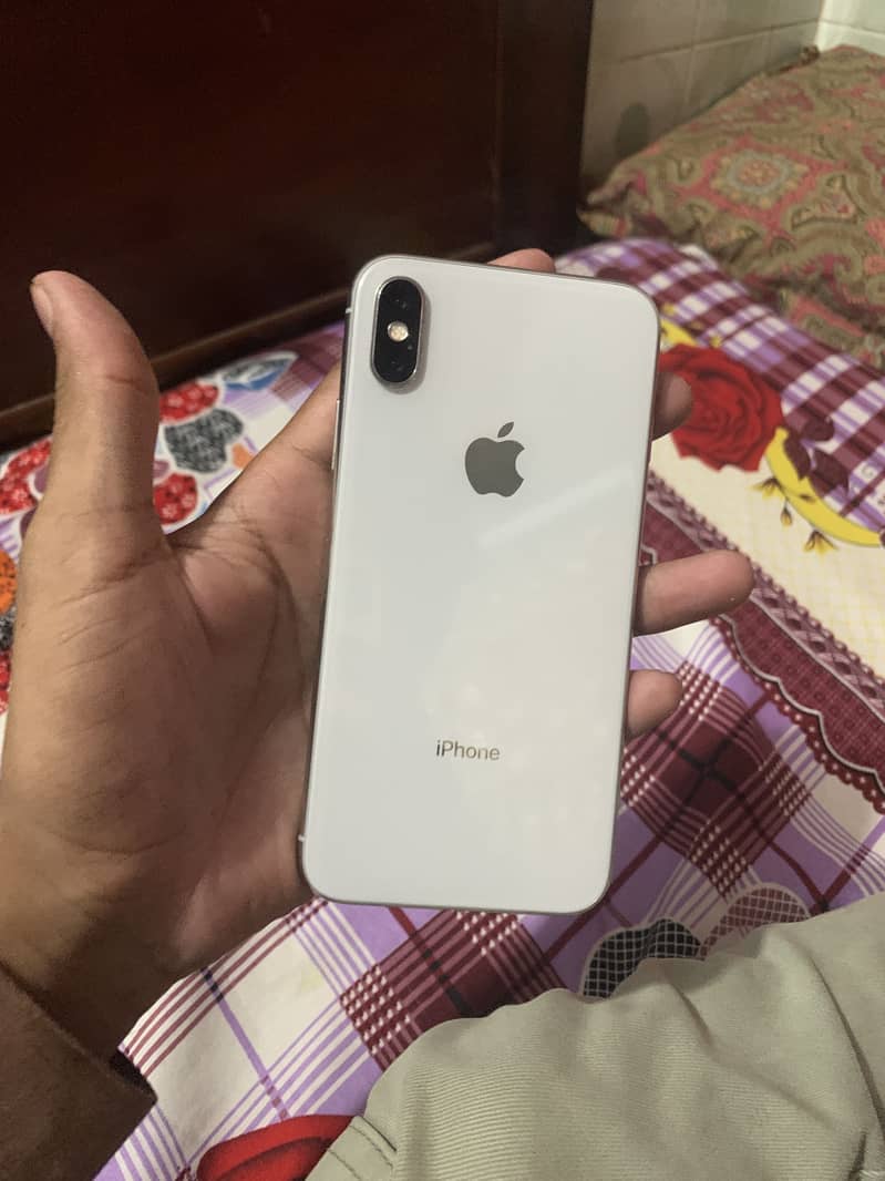 Apple iPhone X 3