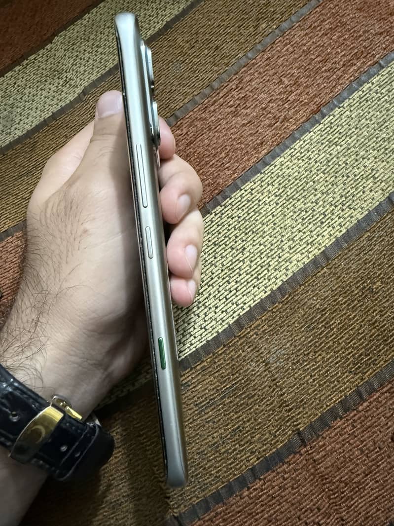 Infinix note edge 4