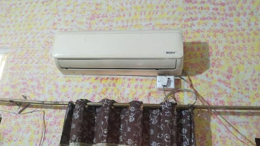 Orient company ka 1.5 ka AC he.