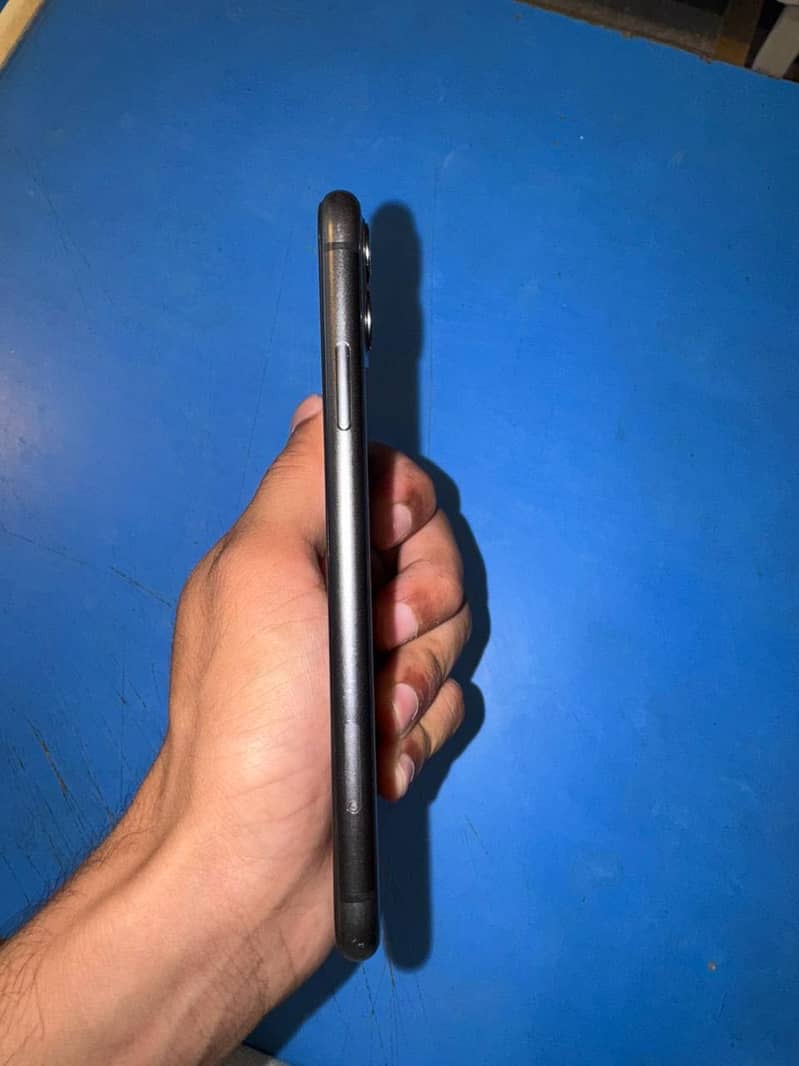 Apple iPhone 11 1