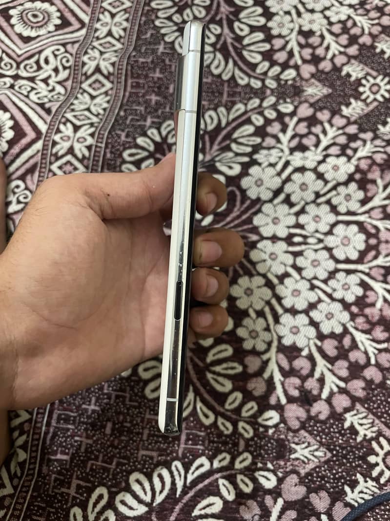 Google Pixel 7 Pro 4