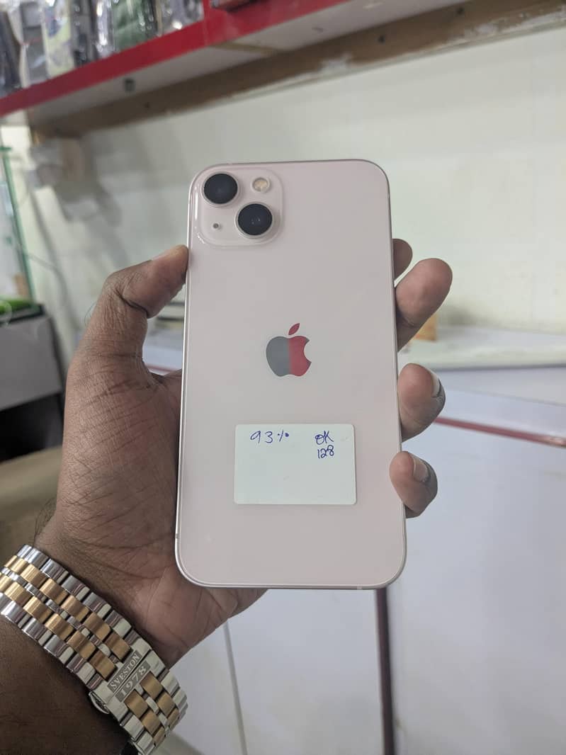 Apple iPhone 13 0