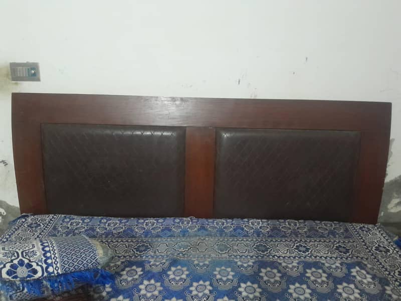 bed and two side tables 0