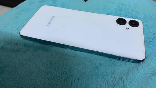 Samsung Mobile A06