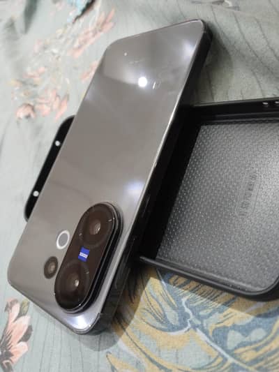 Vivo X200 FE