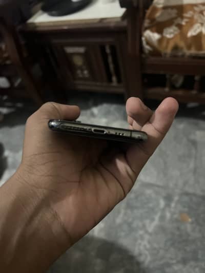 Apple iPhone XS