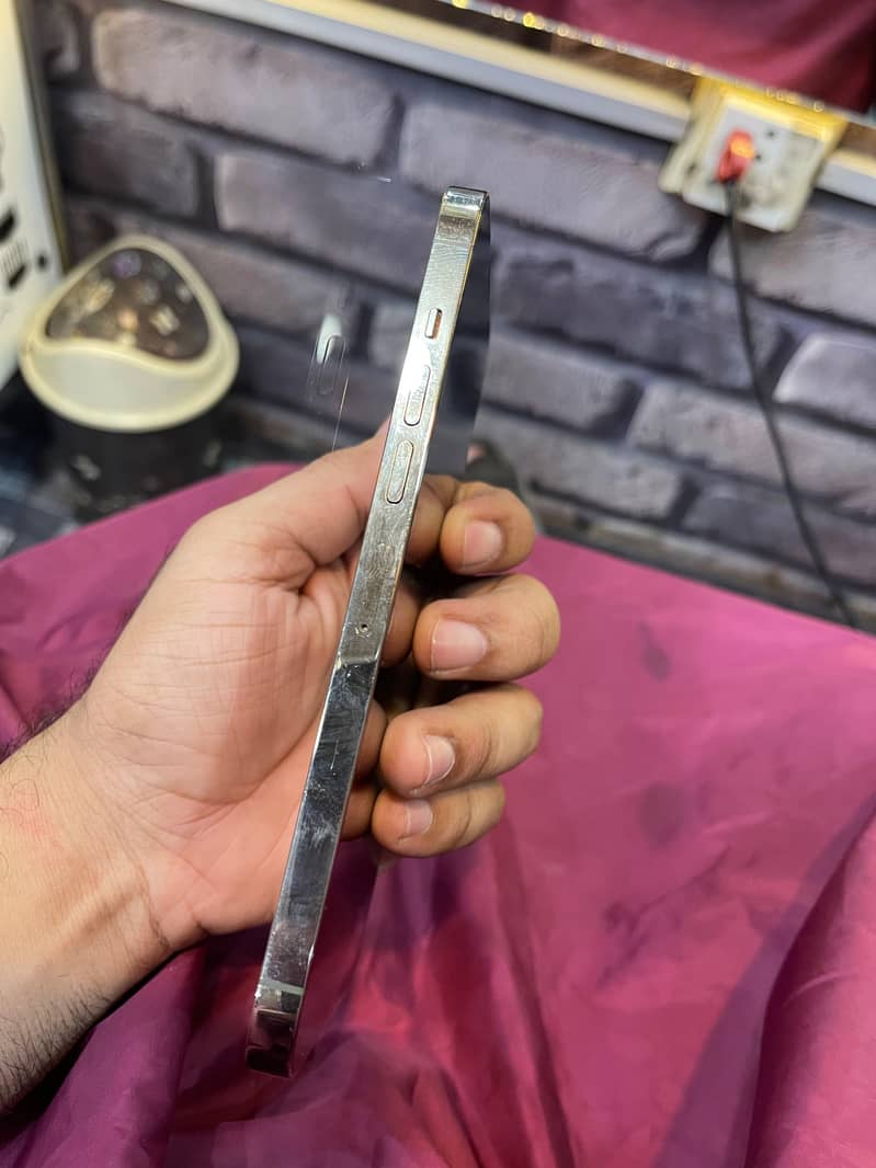 13 pro max 0
