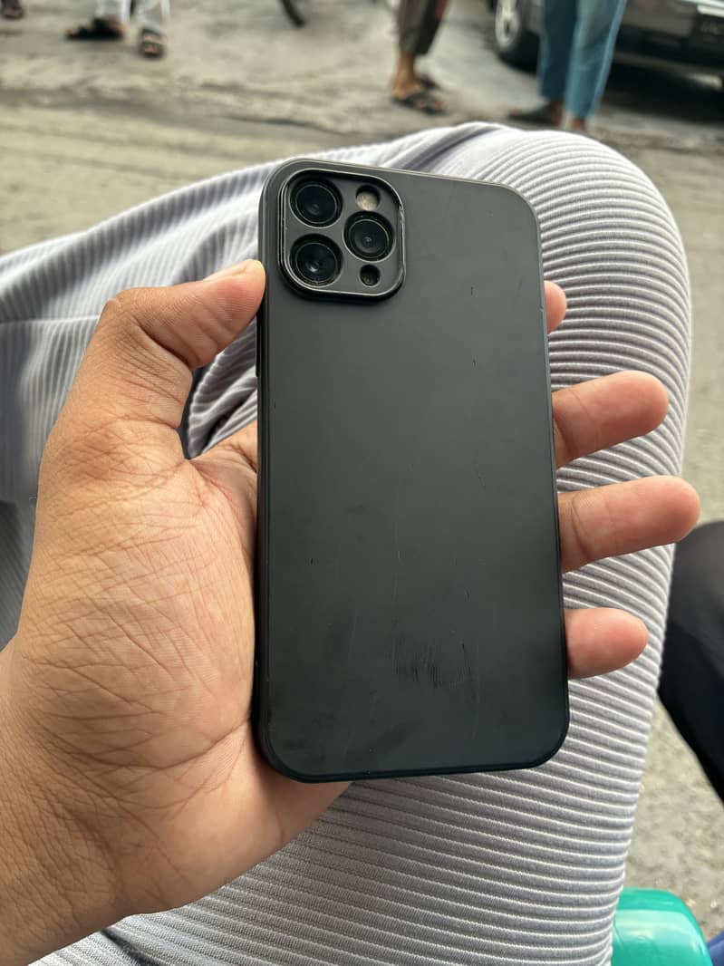 Apple iPhone 11 Pro 2