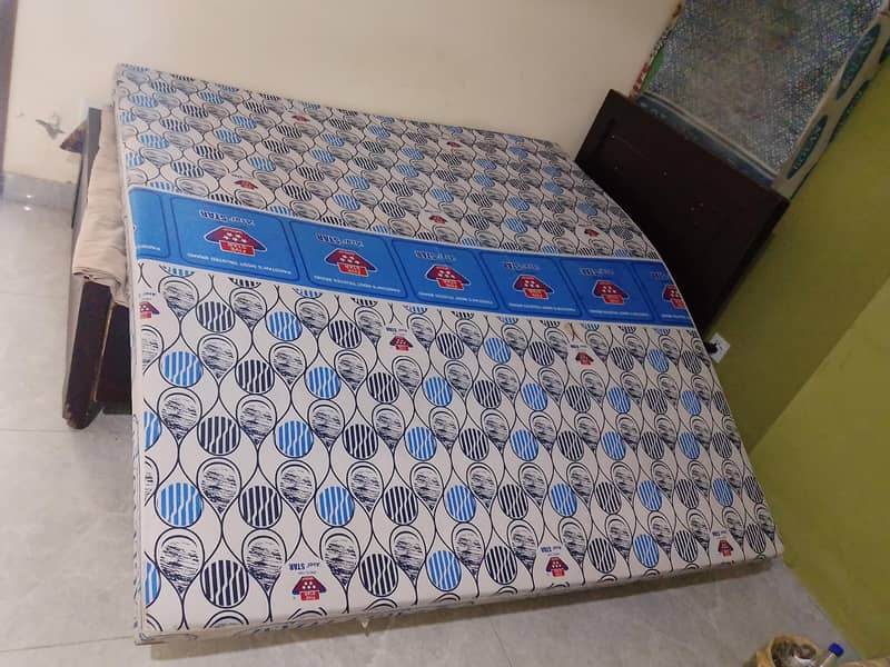 Mattress 0