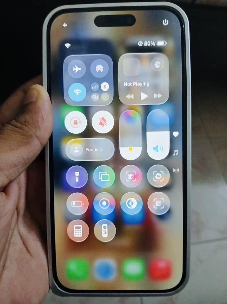 Apple iPhone 15 Pro 3