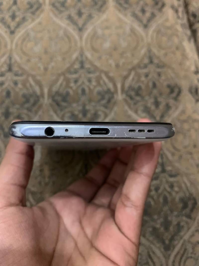 Xiaomi Redmi Note 10 with only box 4