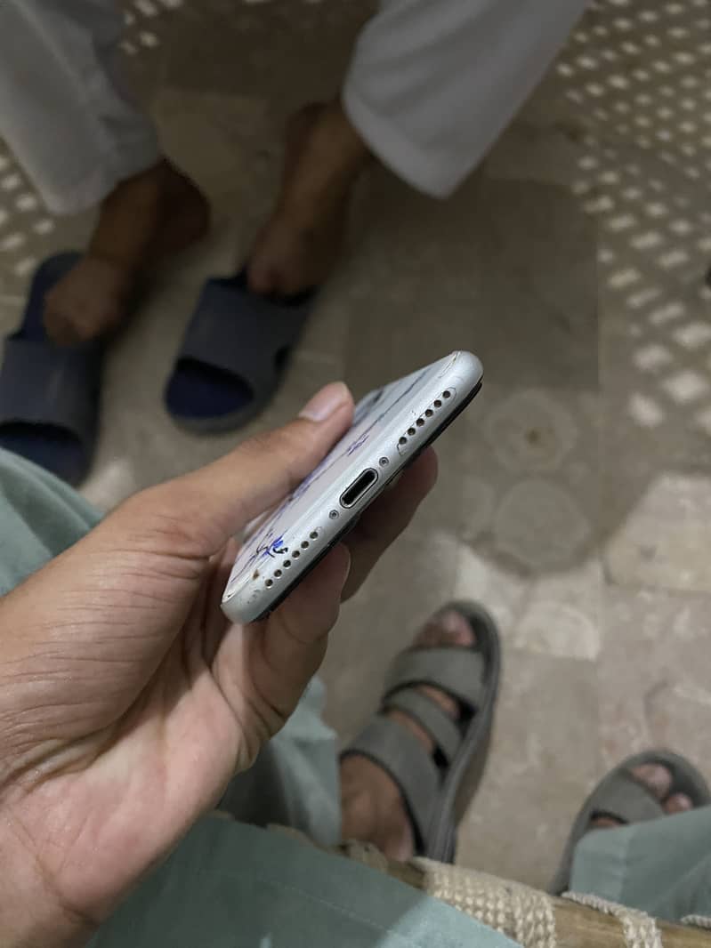 Apple iPhone SE 2