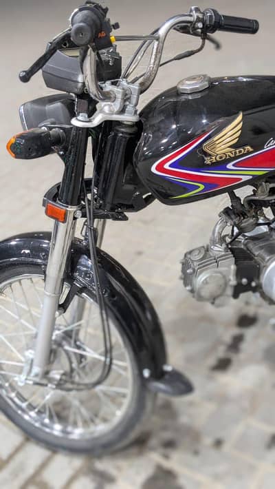 Honda 70, Blk Model 2018, Karachi no. 03228279122