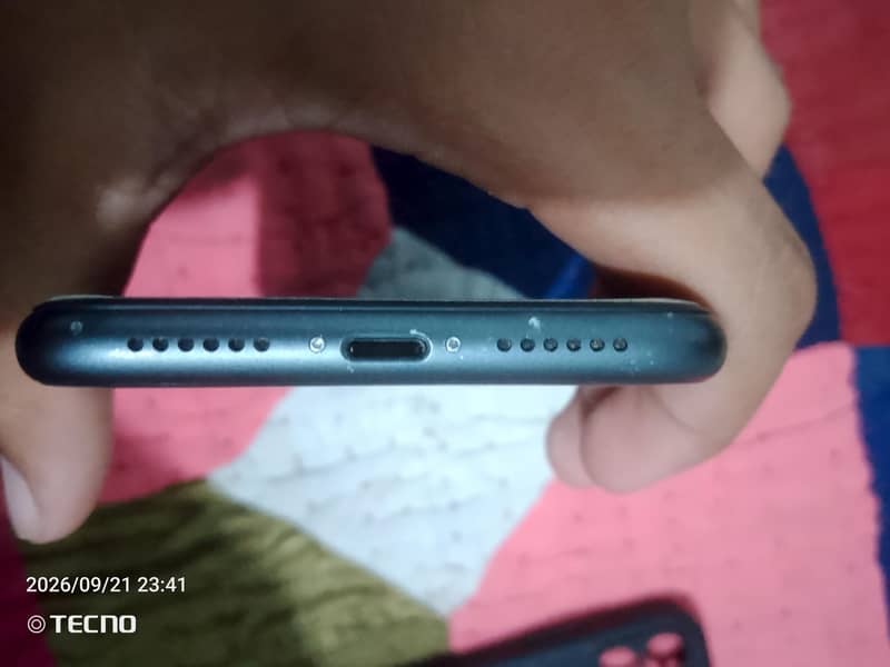 Apple iPhone 11 2