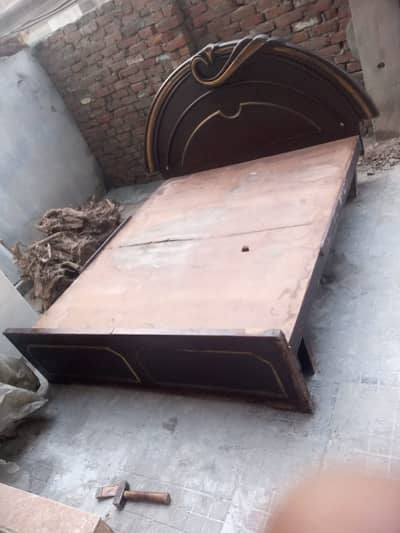 DOUBLE BED WOOD HOME USED SAIL