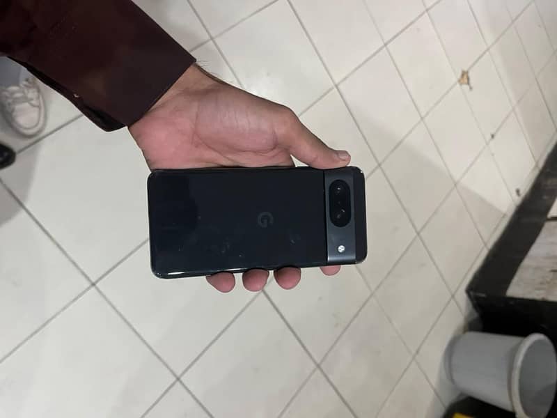 Google Pixel 8 1
