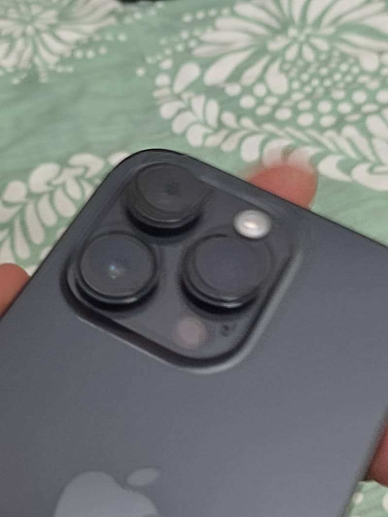 Apple iPhone 14 Pro 1