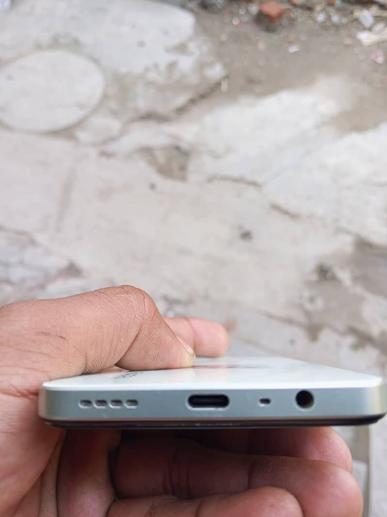 Realme Note 60x 2