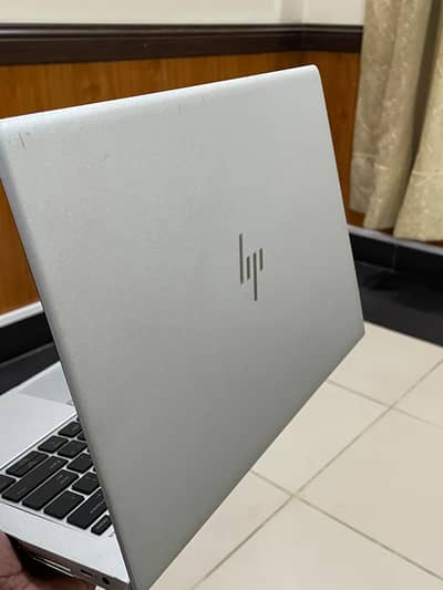 HP EliteBook 830 G6