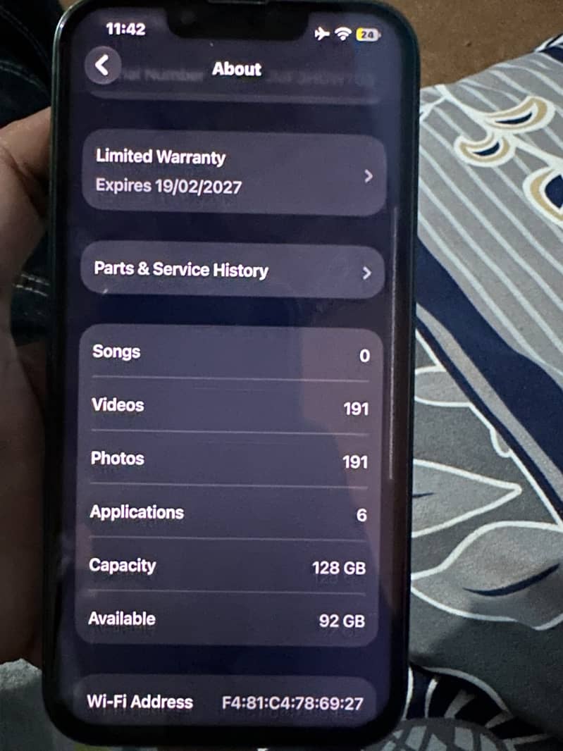 Apple iPhone 13 2