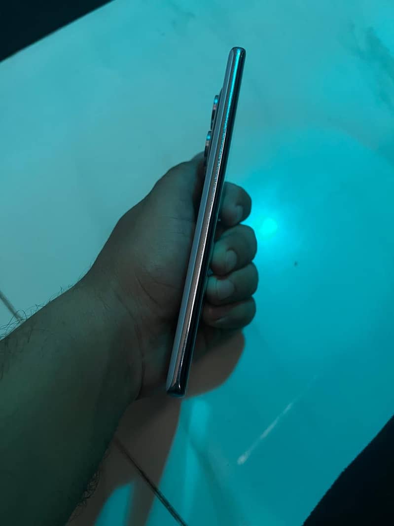 Xiaomi Redmi Note 14 Pro 3