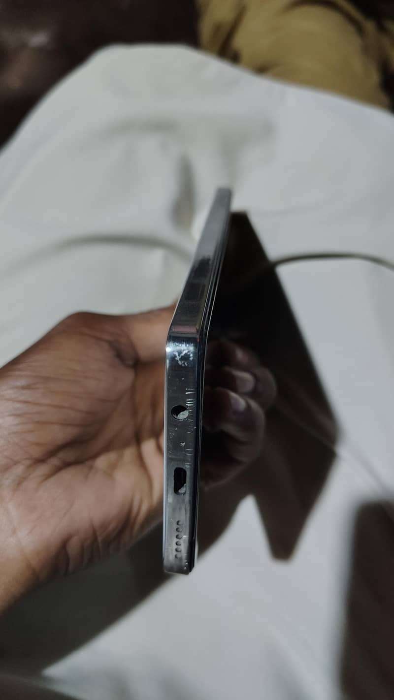 Tecno CAMON 20 2