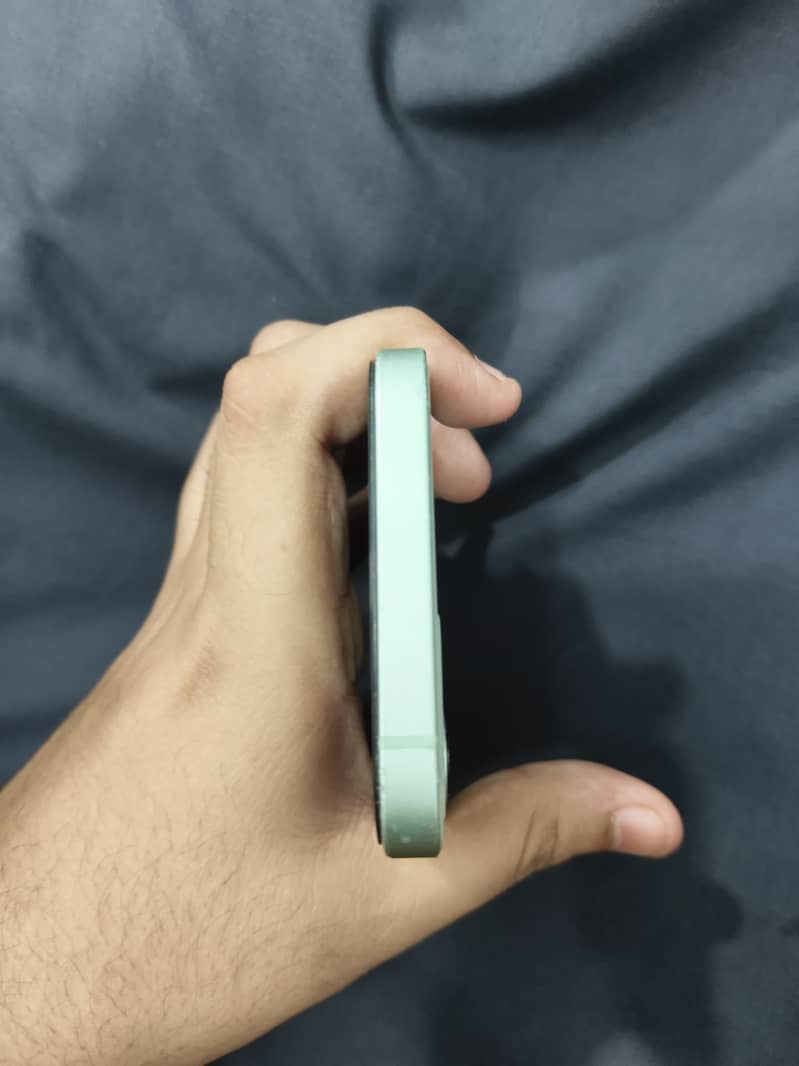 Apple iPhone 12 0